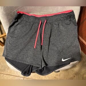Nike Dri-Fit shorts Sz M (women)
